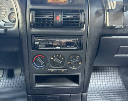 Сірий Опель Астра, об'ємом двигуна 1.4 л та пробігом 90 тис. км за 3500 $, фото 21 на Automoto.ua