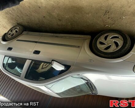 Серый Опель Астра, объемом двигателя 1.7 л и пробегом 250 тыс. км за 1750 $, фото 5 на Automoto.ua