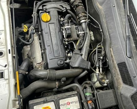 Серый Опель Астра, объемом двигателя 1.7 л и пробегом 250 тыс. км за 1750 $, фото 11 на Automoto.ua