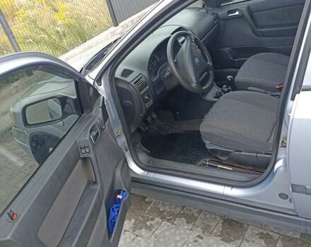 Сірий Опель Астра, об'ємом двигуна 1.6 л та пробігом 200 тис. км за 4000 $, фото 19 на Automoto.ua