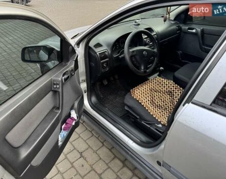 Серый Опель Астра, объемом двигателя 1.6 л и пробегом 420 тыс. км за 3500 $, фото 4 на Automoto.ua