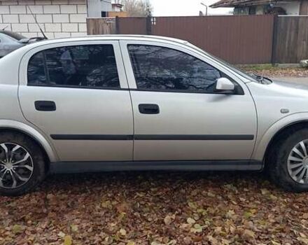 Серый Опель Астра, объемом двигателя 1.6 л и пробегом 140 тыс. км за 2900 $, фото 5 на Automoto.ua