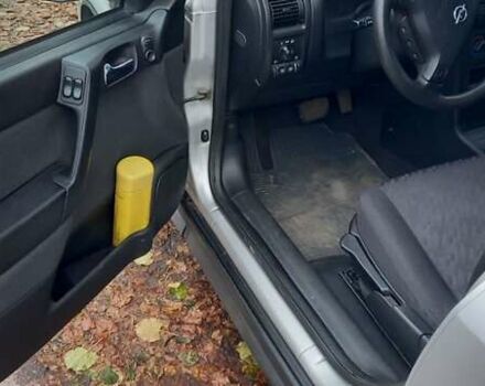 Серый Опель Астра, объемом двигателя 1.6 л и пробегом 140 тыс. км за 2900 $, фото 8 на Automoto.ua