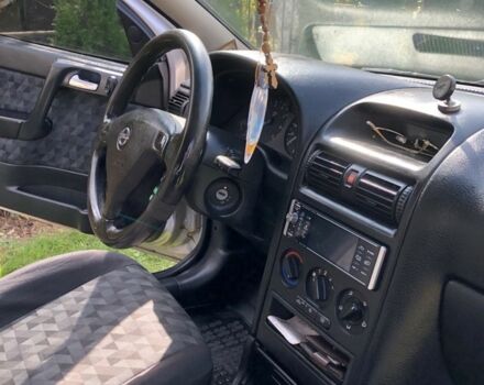 Серый Опель Астра, объемом двигателя 1.6 л и пробегом 310 тыс. км за 2500 $, фото 3 на Automoto.ua