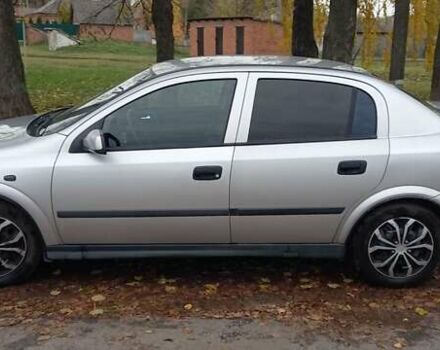 Серый Опель Астра, объемом двигателя 1.6 л и пробегом 140 тыс. км за 2900 $, фото 3 на Automoto.ua