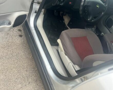 Сірий Опель Астра, об'ємом двигуна 2 л та пробігом 292 тис. км за 3200 $, фото 9 на Automoto.ua