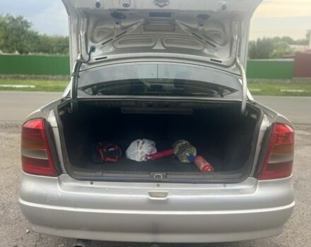 Серый Опель Астра, объемом двигателя 2 л и пробегом 292 тыс. км за 3000 $, фото 16 на Automoto.ua