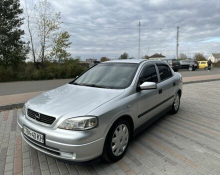 Сірий Опель Астра, об'ємом двигуна 1.6 л та пробігом 220 тис. км за 3500 $, фото 1 на Automoto.ua