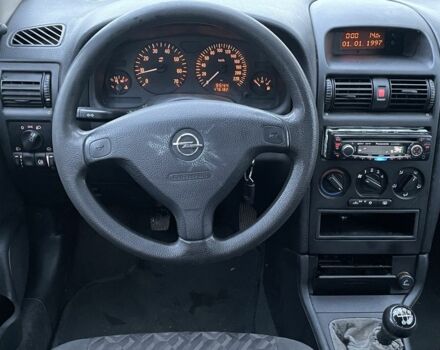 Серый Опель Астра, объемом двигателя 0 л и пробегом 400 тыс. км за 1300 $, фото 9 на Automoto.ua