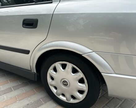 Сірий Опель Астра, об'ємом двигуна 1.6 л та пробігом 220 тис. км за 3500 $, фото 9 на Automoto.ua