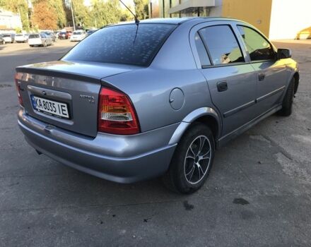 Серый Опель Астра, объемом двигателя 1.4 л и пробегом 254 тыс. км за 3500 $, фото 2 на Automoto.ua