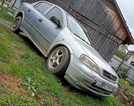 Серый Опель Астра, объемом двигателя 1.6 л и пробегом 230 тыс. км за 1700 $, фото 3 на Automoto.ua