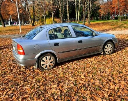 Серый Опель Астра, объемом двигателя 1.6 л и пробегом 174 тыс. км за 3500 $, фото 3 на Automoto.ua