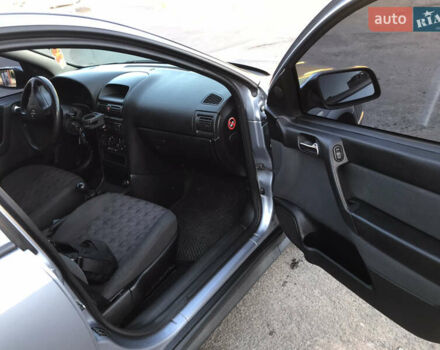 Серый Опель Астра, объемом двигателя 1.4 л и пробегом 254 тыс. км за 3500 $, фото 6 на Automoto.ua