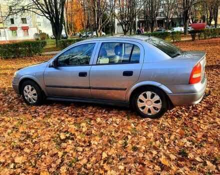 Серый Опель Астра, объемом двигателя 1.6 л и пробегом 174 тыс. км за 3500 $, фото 4 на Automoto.ua