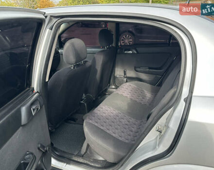 Серый Опель Астра, объемом двигателя 1.6 л и пробегом 252 тыс. км за 3200 $, фото 11 на Automoto.ua