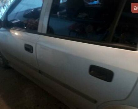 Серый Опель Астра, объемом двигателя 1.39 л и пробегом 200 тыс. км за 3300 $, фото 3 на Automoto.ua