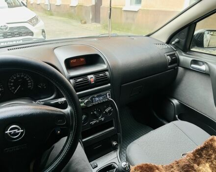 Сірий Опель Астра, об'ємом двигуна 1.6 л та пробігом 263 тис. км за 4000 $, фото 3 на Automoto.ua