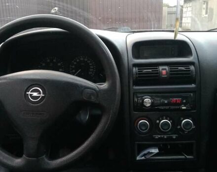 Серый Опель Астра, объемом двигателя 1.6 л и пробегом 225 тыс. км за 3850 $, фото 8 на Automoto.ua