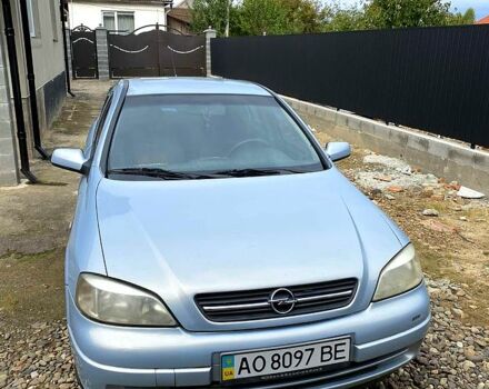 Серый Опель Астра, объемом двигателя 1.4 л и пробегом 264 тыс. км за 2500 $, фото 2 на Automoto.ua