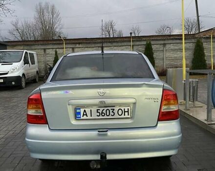 Серый Опель Астра, объемом двигателя 1.4 л и пробегом 300 тыс. км за 3200 $, фото 2 на Automoto.ua