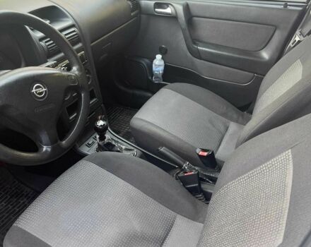 Сірий Опель Астра, об'ємом двигуна 1.4 л та пробігом 215 тис. км за 2700 $, фото 9 на Automoto.ua
