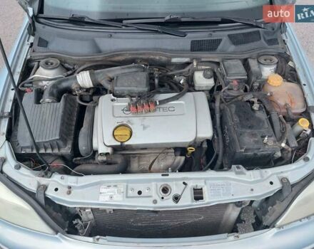 Серый Опель Астра, объемом двигателя 1.6 л и пробегом 302 тыс. км за 3500 $, фото 11 на Automoto.ua