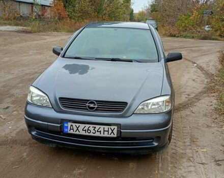 Серый Опель Астра, объемом двигателя 1.4 л и пробегом 210 тыс. км за 3200 $, фото 3 на Automoto.ua