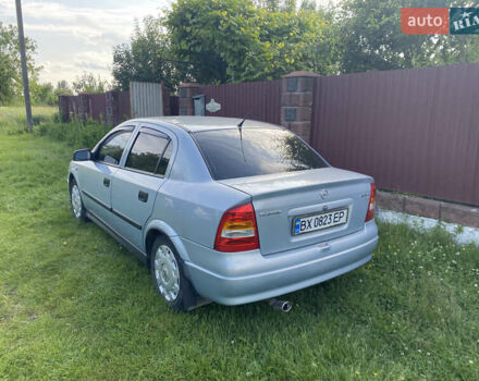 Сірий Опель Астра, об'ємом двигуна 1.39 л та пробігом 163 тис. км за 3900 $, фото 3 на Automoto.ua