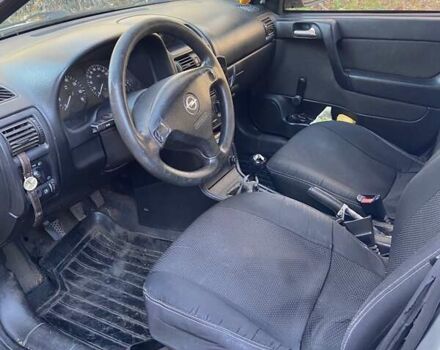 Сірий Опель Астра, об'ємом двигуна 1.4 л та пробігом 450 тис. км за 3200 $, фото 4 на Automoto.ua