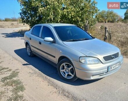 Серый Опель Астра, объемом двигателя 1.39 л и пробегом 260 тыс. км за 2950 $, фото 6 на Automoto.ua