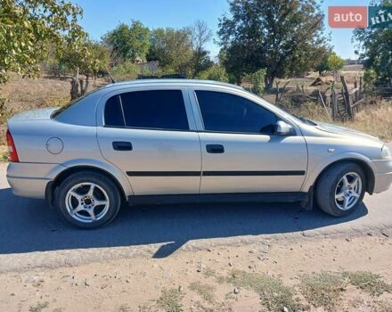 Серый Опель Астра, объемом двигателя 1.39 л и пробегом 260 тыс. км за 2950 $, фото 5 на Automoto.ua