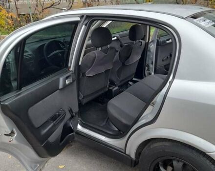 Сірий Опель Астра, об'ємом двигуна 1.39 л та пробігом 250 тис. км за 2900 $, фото 15 на Automoto.ua