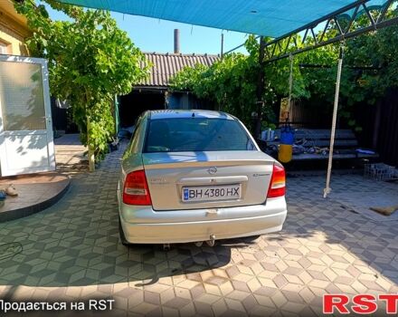 Серый Опель Астра, объемом двигателя 1.4 л и пробегом 270 тыс. км за 3500 $, фото 2 на Automoto.ua