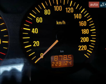 Серый Опель Астра, объемом двигателя 1.39 л и пробегом 223 тыс. км за 3800 $, фото 6 на Automoto.ua