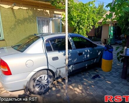 Серый Опель Астра, объемом двигателя 1.4 л и пробегом 270 тыс. км за 3500 $, фото 1 на Automoto.ua