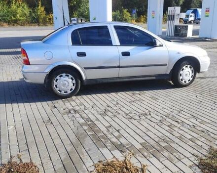 Серый Опель Астра, объемом двигателя 1.39 л и пробегом 242 тыс. км за 3800 $, фото 8 на Automoto.ua