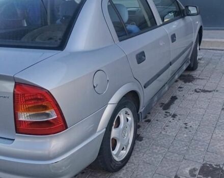 Серый Опель Астра, объемом двигателя 1.4 л и пробегом 195 тыс. км за 3300 $, фото 1 на Automoto.ua