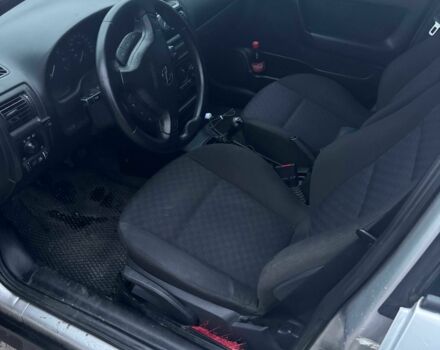 Серый Опель Астра, объемом двигателя 1.4 л и пробегом 300 тыс. км за 5000 $, фото 8 на Automoto.ua