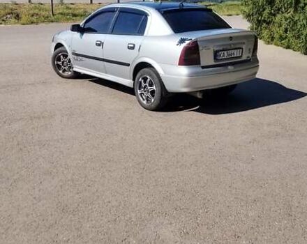 Серый Опель Астра, объемом двигателя 1.4 л и пробегом 360 тыс. км за 2500 $, фото 1 на Automoto.ua