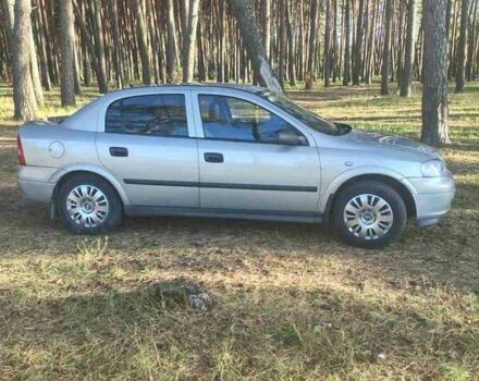 Сірий Опель Астра, об'ємом двигуна 1.4 л та пробігом 172 тис. км за 3500 $, фото 4 на Automoto.ua