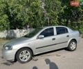 Серый Опель Астра, объемом двигателя 1.4 л и пробегом 240 тыс. км за 2650 $, фото 1 на Automoto.ua