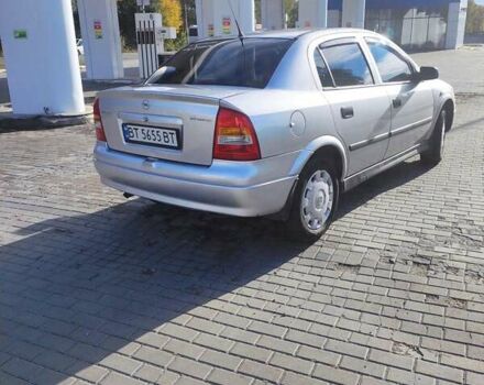 Серый Опель Астра, объемом двигателя 1.39 л и пробегом 242 тыс. км за 3800 $, фото 2 на Automoto.ua