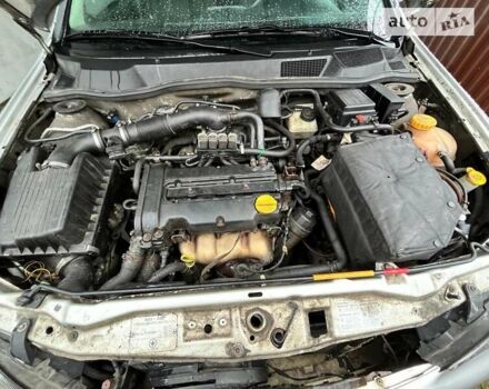 Сірий Опель Астра, об'ємом двигуна 1.4 л та пробігом 295 тис. км за 3300 $, фото 6 на Automoto.ua