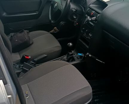 Сірий Опель Астра, об'ємом двигуна 1.4 л та пробігом 200 тис. км за 3800 $, фото 7 на Automoto.ua