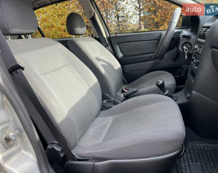 Серый Опель Астра, объемом двигателя 1.36 л и пробегом 77 тыс. км за 3999 $, фото 49 на Automoto.ua