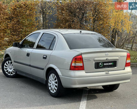 Серый Опель Астра, объемом двигателя 1.36 л и пробегом 77 тыс. км за 3999 $, фото 15 на Automoto.ua