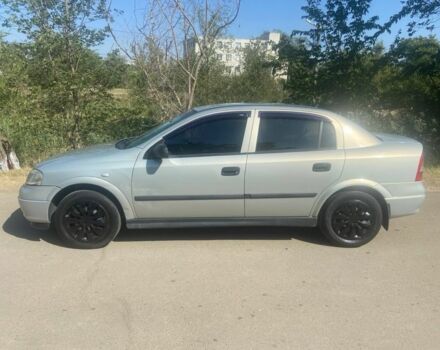 Сірий Опель Астра, об'ємом двигуна 1.4 л та пробігом 260 тис. км за 3444 $, фото 3 на Automoto.ua