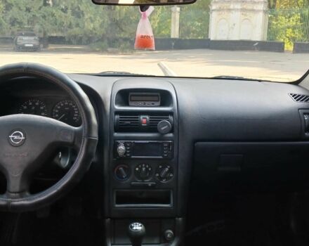 Серый Опель Астра, объемом двигателя 1.4 л и пробегом 260 тыс. км за 3590 $, фото 13 на Automoto.ua