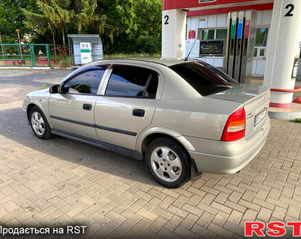 Серый Опель Астра, объемом двигателя 1.4 л и пробегом 200 тыс. км за 3500 $, фото 3 на Automoto.ua